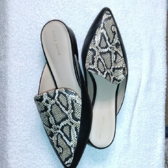 Cole Haan Women's Black and Tan Snake Print Mules - Picture 5 of 6